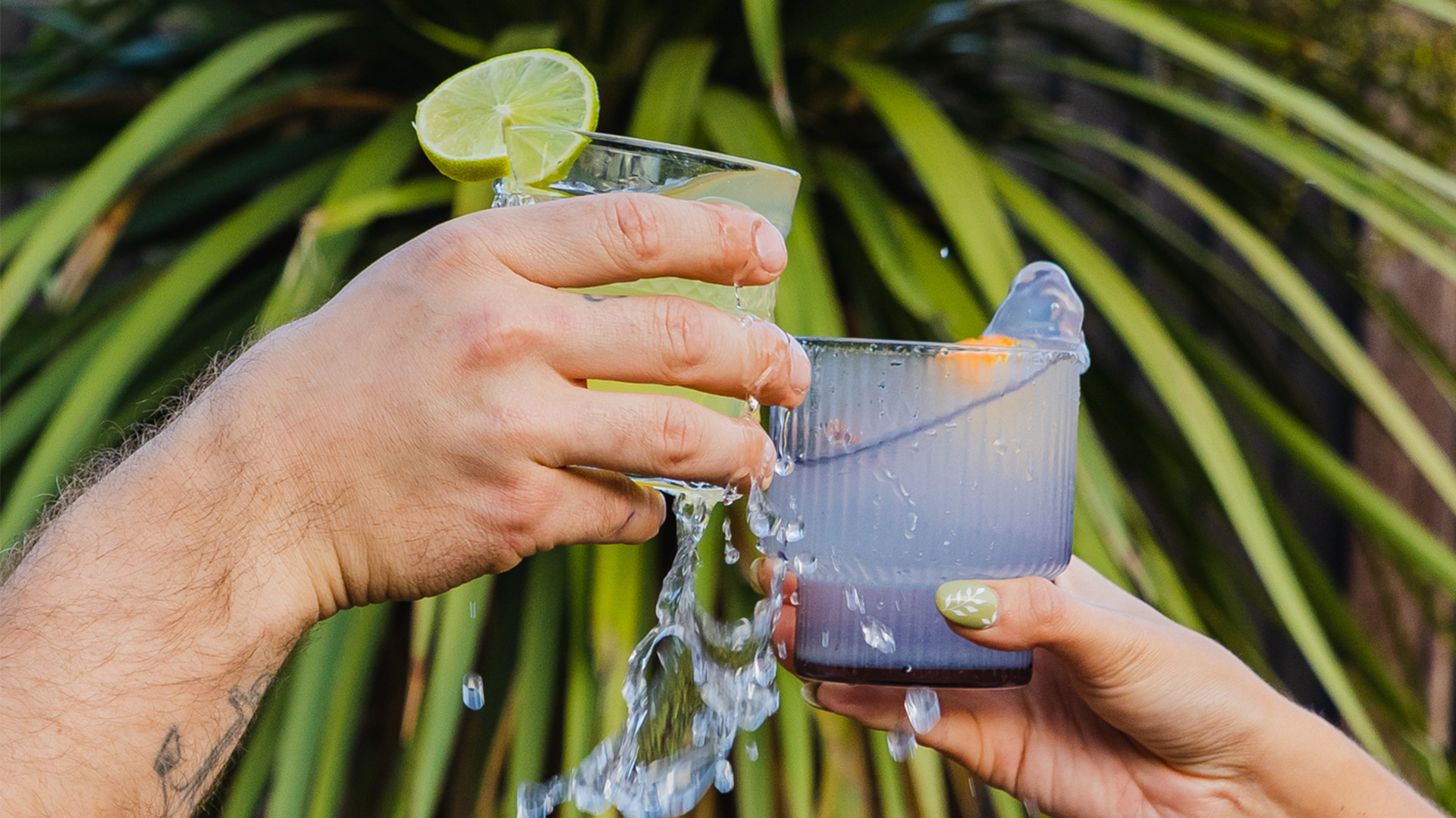 People holding cocktails closeup